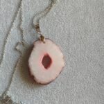 Naszyjnik plaster agatu na łańcuszku ze stali