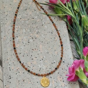 Choker z kamieni naturalnych – karneol, piasek pustyni i onyks | naszyjnik z zawieszką słońce