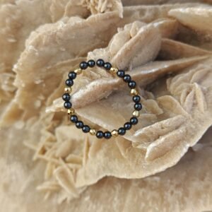 Pierścionek czarny onyks i złoty hematyt