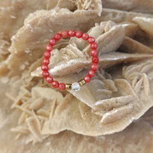 Pierścionek czerwony koral i kryształ górski