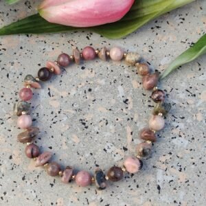 Bransoletka z Rodonitu i Złotego Hematytu – Naturalne Kamienie 6 mm, Nieregularna Sieczka Handmade
